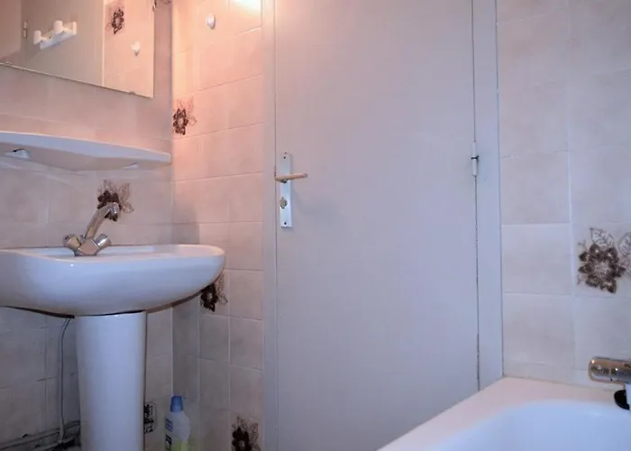 Apartamento 2 Pieces - Acces Telecabines, Parking Inclus - Fr-1-580-2 *